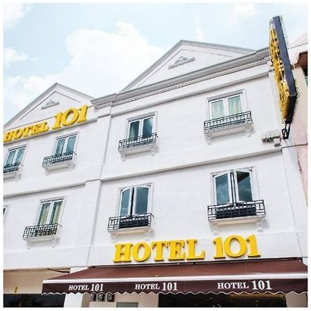 Hotel 101 Ulu Tiram Ngoại thất bức ảnh