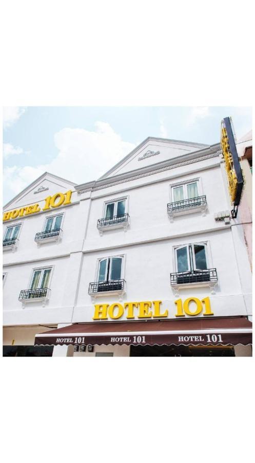 Hotel 101 Ulu Tiram Ngoại thất bức ảnh